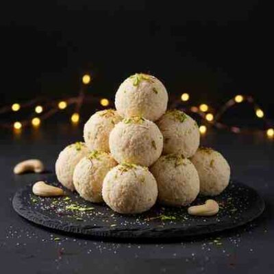 Kalakand Ladoo